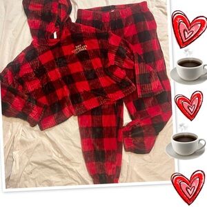 Old Navy Matching Fleece PJ Set